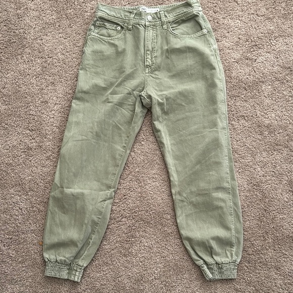 Zara Olive Green Jogger Pants - Picture 1 of 2